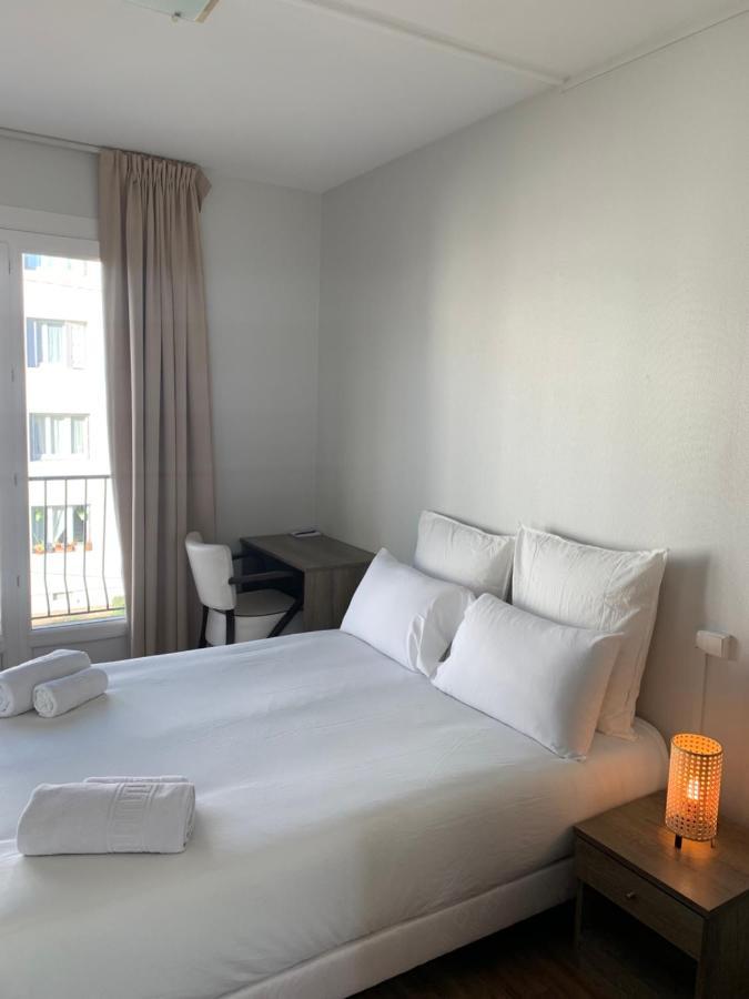 Hotel Le Costellan Dagneux Exteriör bild